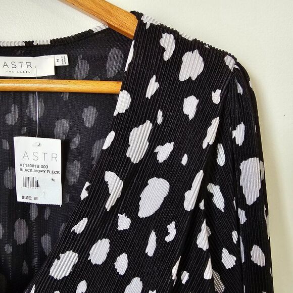 NWT ASTR BLACK WHITE DOTTED DEEP SURPLICE V NECK LONGSLEEVES TOP SIZE M - Picture 12 of 15